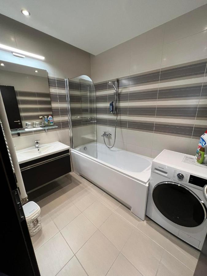 Апартаменты Big Forest Apartman Дебрецен Экстерьер фото