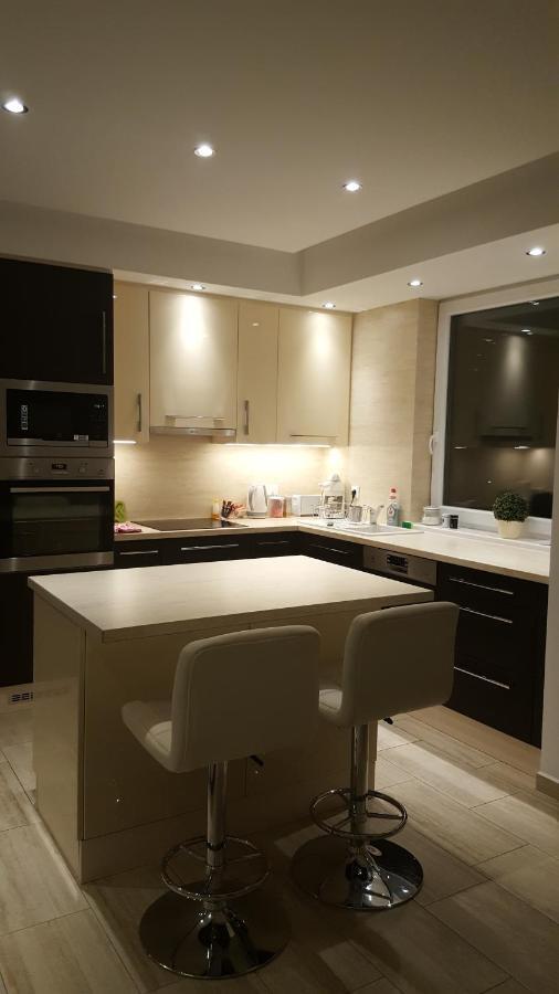 Апартаменты Big Forest Apartman Дебрецен Экстерьер фото